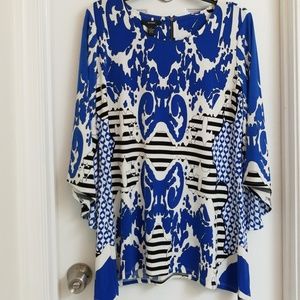 NWOT ALFANI printed top